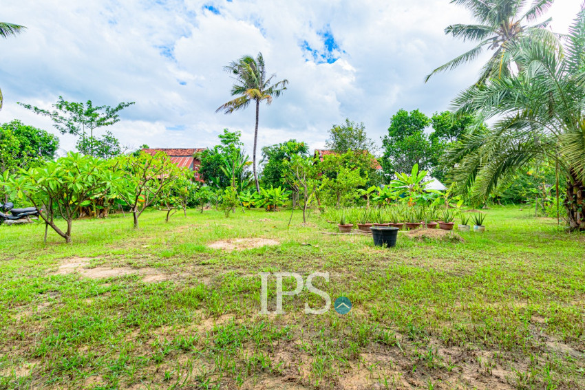 1,473 Sqm Land And Wooden House For Sale - Sangkat Siem Reap, Siem Reap