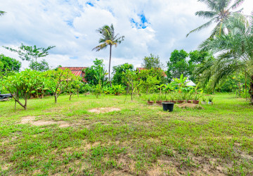 1,473 Sqm Land And Wooden House For Sale - Sangkat Siem Reap, Siem Reap thumbnail