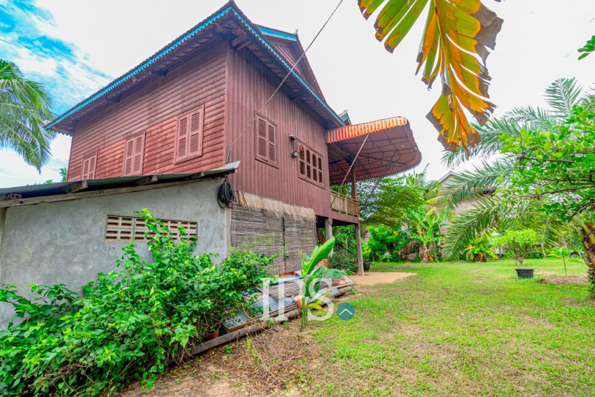 1,473 Sqm Land And Wooden House For Sale - Sangkat Siem Reap, Siem Reap