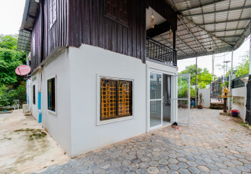 3 Bedroom House For Rent - Sala Kamreuk, Siem Reap thumbnail