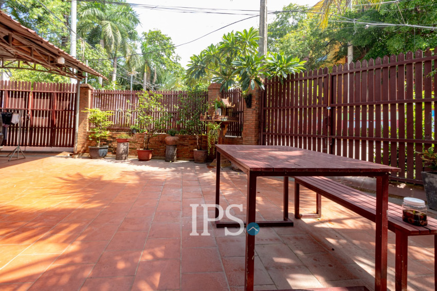 3 Bedroom House For Sale - Sala Kamreuk, Siem Reap