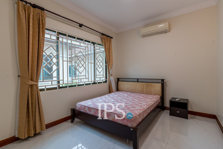 3 Bedroom Villa For Rent - Borey Chamkarmorn, Tonle Bassac, Phnom Penh