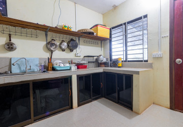 5 Bedroom House For Rent - Chreav, Siem Reap thumbnail