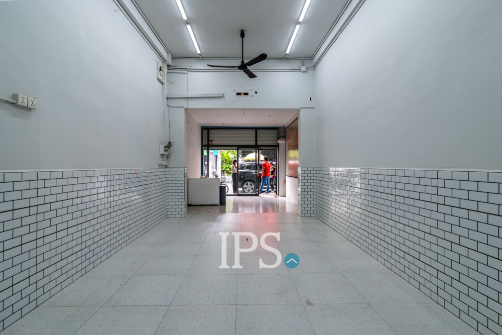 72 Sqm Retail Space For Rent - BKK1, Phnom Penh - Image 4