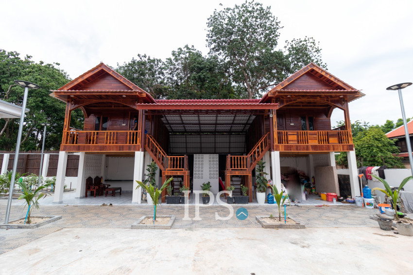 6 Bedroom Villa  Wooden House For Rent - Slor Kram, Siem Reap