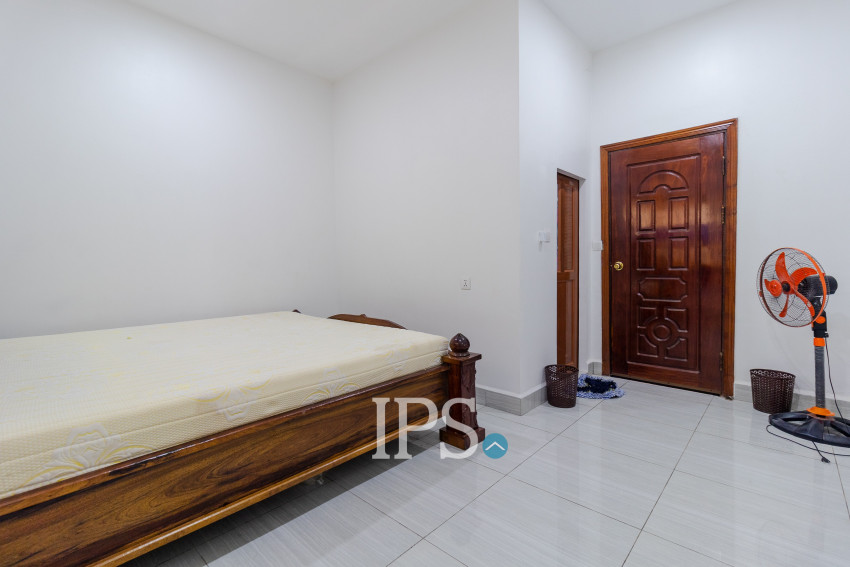 6 Bedroom Villa  Wooden House For Rent - Slor Kram, Siem Reap