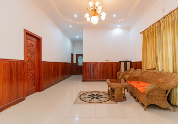 3 Bedroom House For Rent - Sala Kamreuk, Siem Reap thumbnail