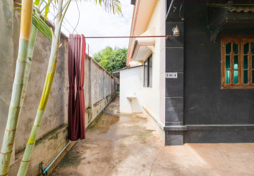 3 Bedroom House For Rent - Sala Kamreuk, Siem Reap thumbnail