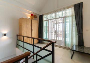 Renovated Duplex 2 Bedroom Apartment For Rent - Mittapheap, Phnom Penh thumbnail