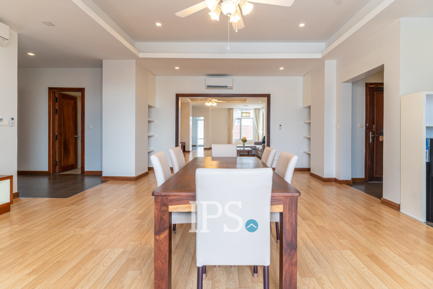 4 Bedroom Serviced Penthouse For Rent - Tonle Bassac, Phnom Penh