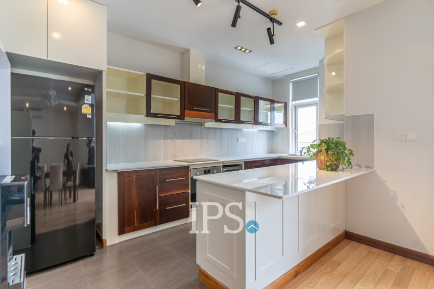 4 Bedroom Serviced Penthouse For Rent - Tonle Bassac, Phnom Penh