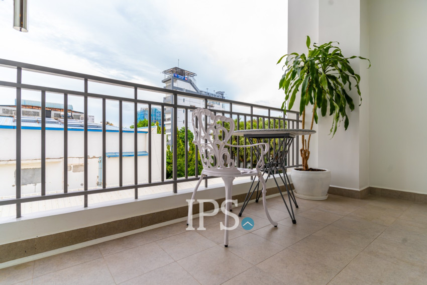 4 Bedroom Serviced Penthouse For Rent - Tonle Bassac, Phnom Penh