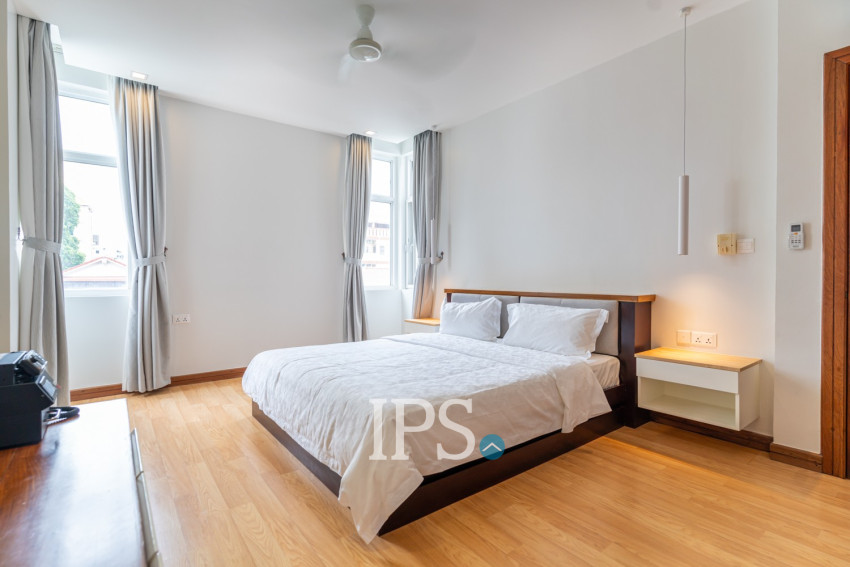 4 Bedroom Serviced Penthouse For Rent - Tonle Bassac, Phnom Penh