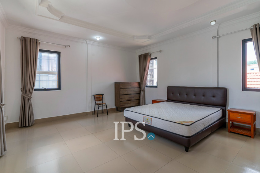 4 Bedroom Serviced Apartment For Rent - Beoung Raing, Phnom Penh