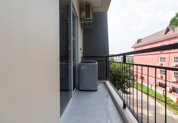 1 Bedroom Apartment For Rent - Svay Dangkum, Siem Reap thumbnail