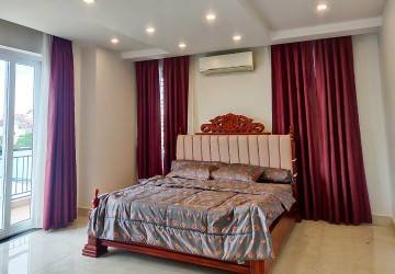 2 Bedroom Apartment For Rent - Teuk Thla, Phnom Penh thumbnail