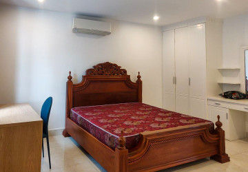 2 Bedroom Apartment For Rent - Teuk Thla, Phnom Penh thumbnail