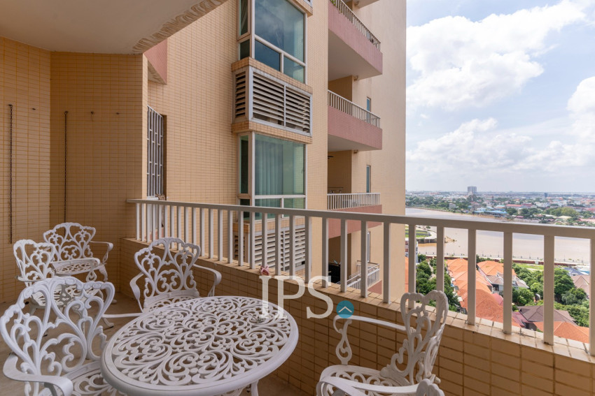 4 Bedroom Condo For Rent - Rose Condo, Tonle Bassac, Phnom Penh