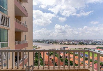 4 Bedroom Condo For Rent - Rose Condo, Tonle Bassac, Phnom Penh thumbnail