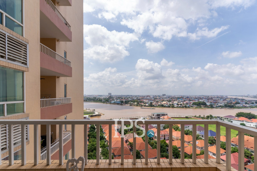 4 Bedroom Condo For Rent - Rose Condo, Tonle Bassac, Phnom Penh