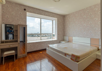 2 Bedroom Condo For Rent - Rose Condo, Tonle Bassac, Phnom Penh thumbnail