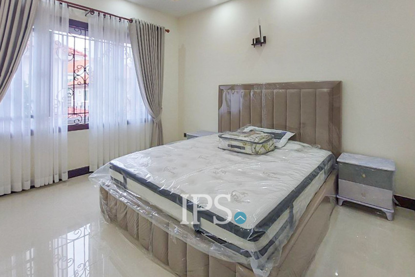 4 Bedroom Villa For Rent - Bassac Garden City, Tonle Bassac, Phnom Penh