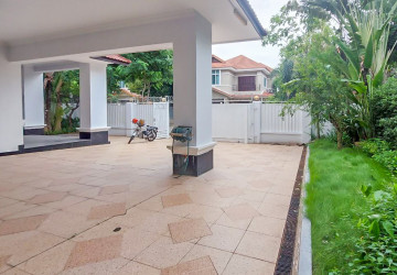 4 Bedroom Villa For Rent - Bassac Garden City, Tonle Bassac, Phnom Penh thumbnail