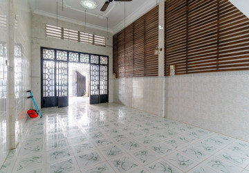 2 Storey Shophouse For Rent - Toul Tum Poung 2, Phnom Penh thumbnail