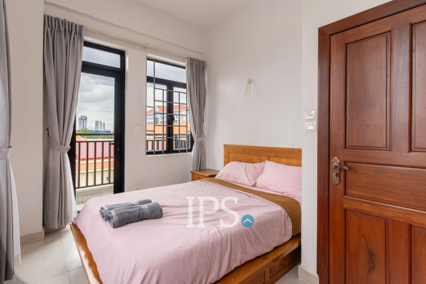 2 Bedroom Serviced Apartment For Rent - Tonle Bassac, Phnom Penh