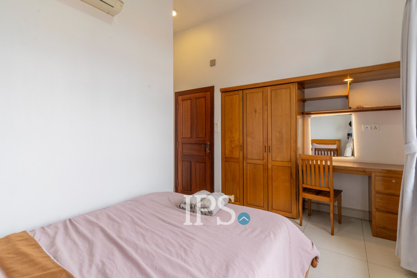 2 Bedroom Serviced Apartment For Rent - Tonle Bassac, Phnom Penh