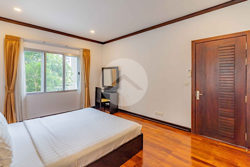 2 Bedroom Serviced Aparment For Rent - BKK1, Phnom Penh - Image 15
