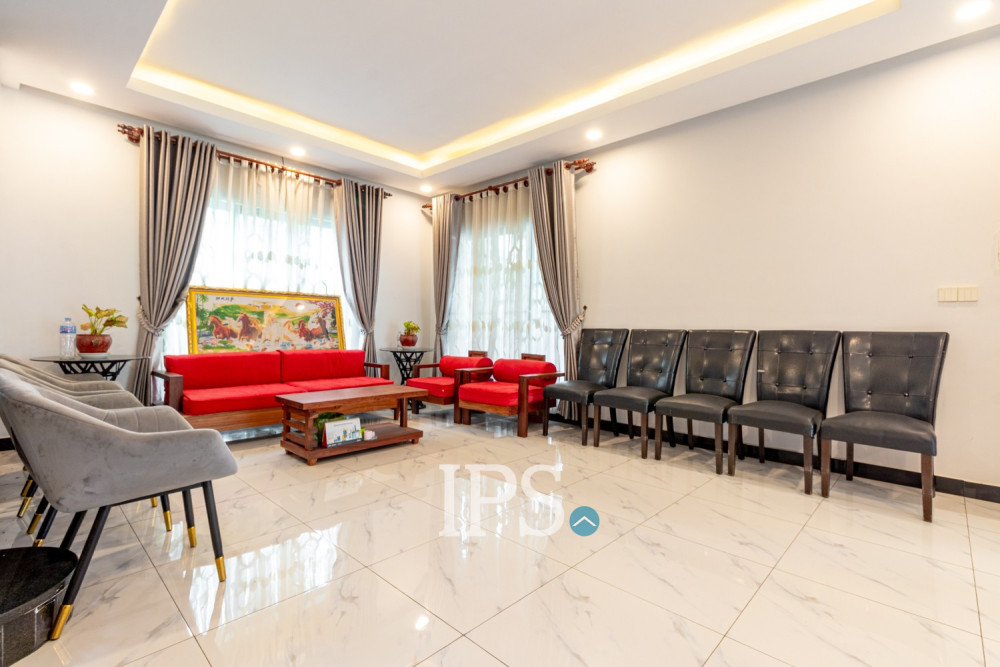 5 Bedroom Villa For Sale - Borey Tourism, Kandaek, Prasat Bakong, Siem Reap - Image 3