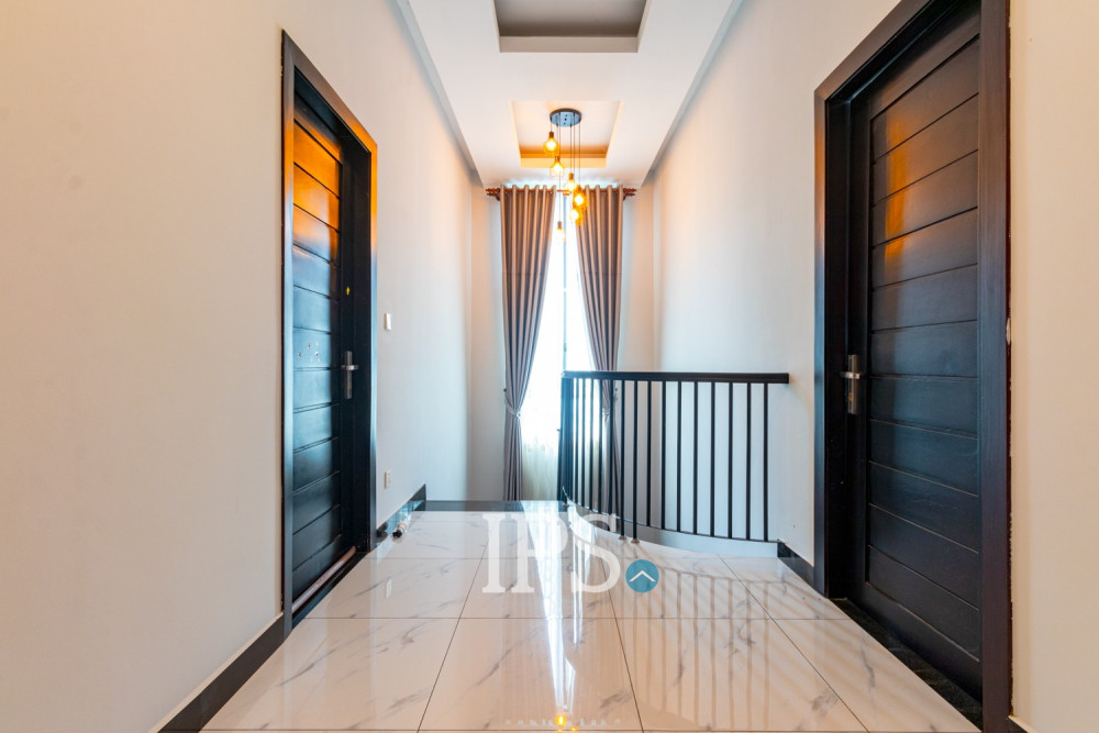 5 Bedroom Villa For Sale - Borey Tourism, Kandaek, Prasat Bakong, Siem Reap - Image 20