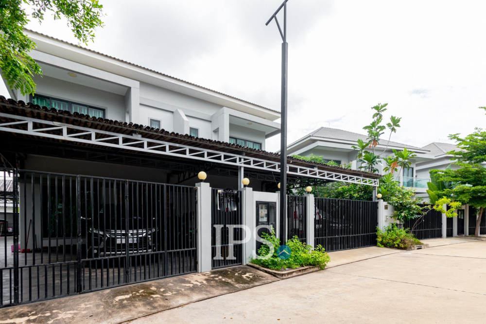 5 Bedroom Villa For Sale - Borey Tourism, Kandaek, Prasat Bakong, Siem Reap - Image 26