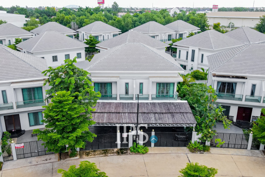 5 Bedroom Villa For Sale - Borey Tourism, Kandaek, Prasat Bakong, Siem Reap