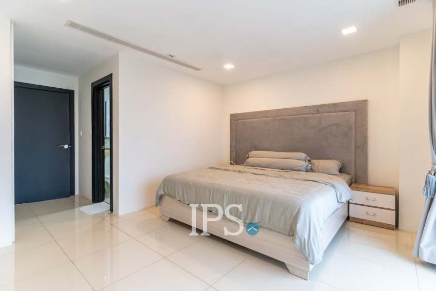 3 Bedroom Condo For Rent - Beoung Kak 1, Phnom Penh