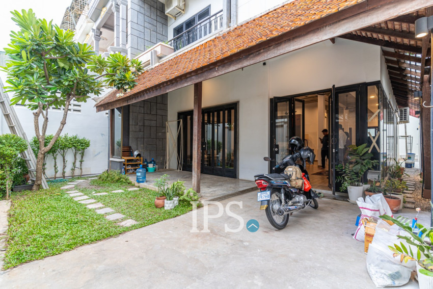 4 Bedroom Villa For Rent - Toul Tum Poung 1, Phnom Penh