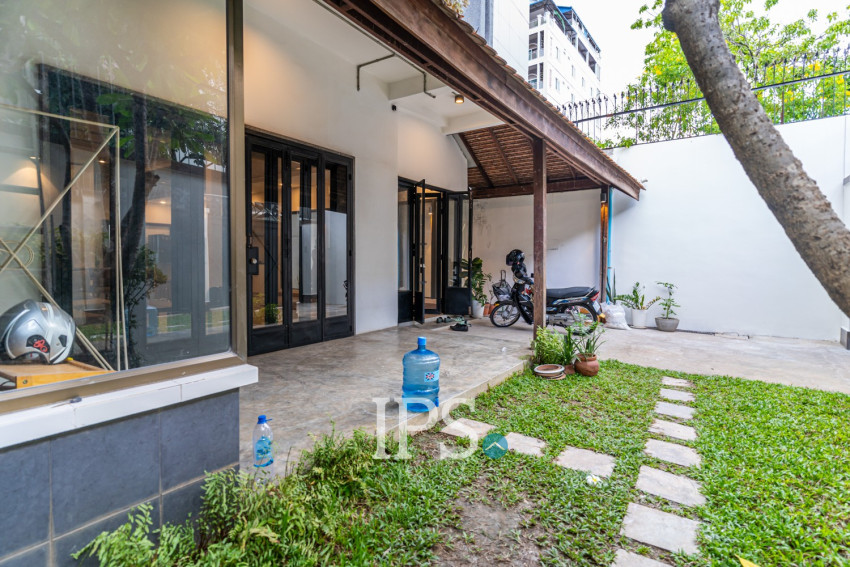 4 Bedroom Villa For Rent - Toul Tum Poung 1, Phnom Penh