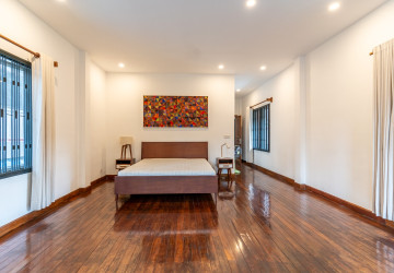 4 Bedroom Villa For Rent - Toul Tum Poung 1, Phnom Penh thumbnail