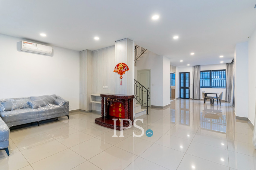 4 Bedroom Twin Villa For Rent - Chip Mong 60M, Khan Meanchey, Phnom Penh