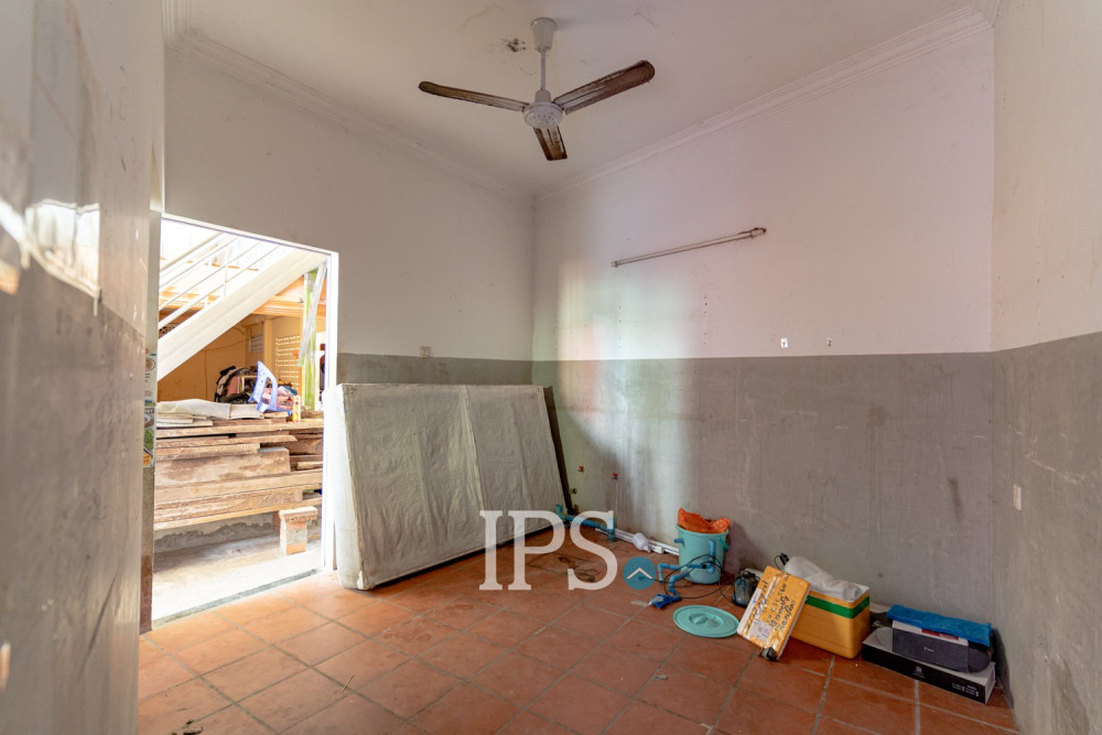 80 Sqm Restaurant For Rent - Svay Dangkum, Siem Reap - Image 11