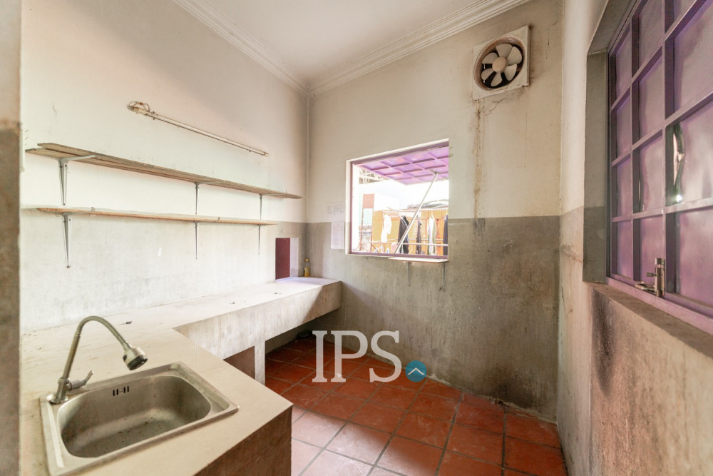 80 Sqm Restaurant For Rent - Svay Dangkum, Siem Reap - Image 9