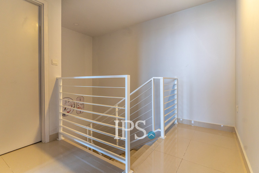 4 Bedroom Duplex Penthouse For Rent - The Bridge, Tonle Bassac, Phnom Penh