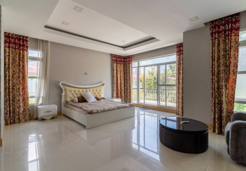 9 Bedroom King Villa For Rent - Borey Peng Huoth The Star Platinum Herminus, Phnom Penh thumbnail