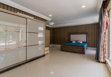 9 Bedroom King Villa For Rent - Borey Peng Huoth The Star Platinum Herminus, Phnom Penh thumbnail