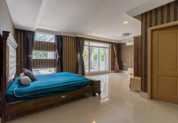 9 Bedroom King Villa For Rent - Borey Peng Huoth The Star Platinum Herminus, Phnom Penh thumbnail