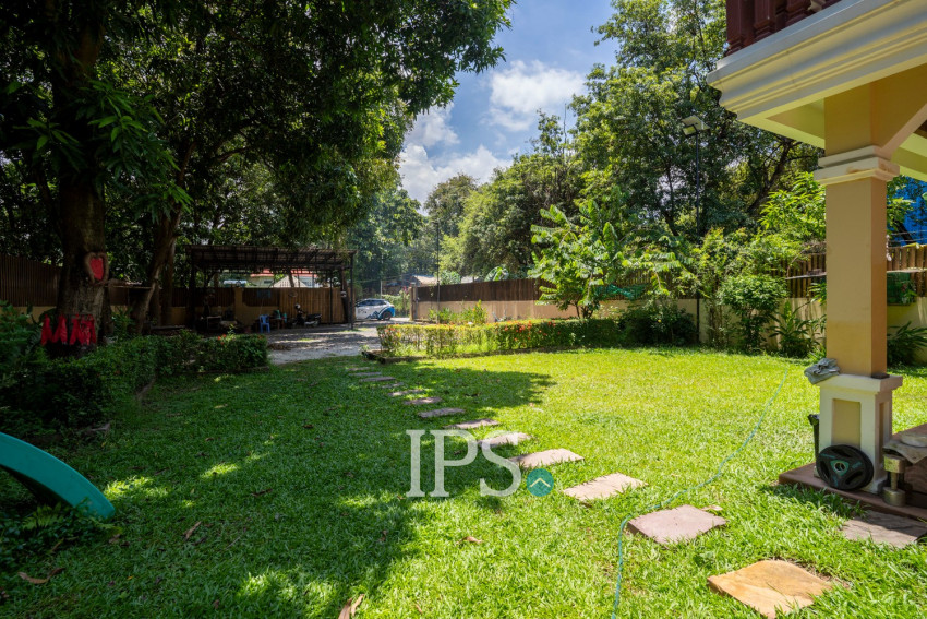 2 Bedroom Villa For Sale - Nirouth, Phnom Penh