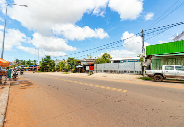 300 Sqm Commercial Land For Sale - Slor Kram, Siem Reap thumbnail