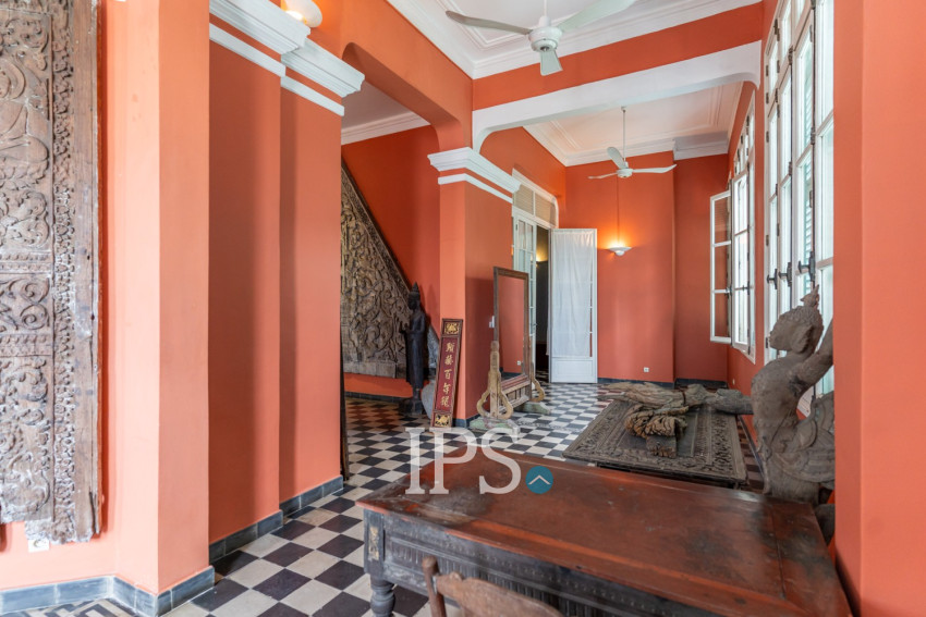 Renovated 2 Bedroom Colonial Apartment For Rent - Phsar Kandal 1, Phnom Penh