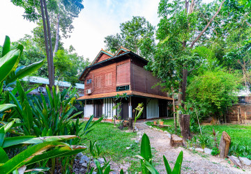 2 Bedroom  Compound Wooden  House For Rent - Sala Kamreuk, Siem Reap thumbnail